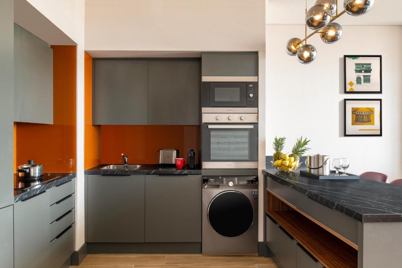 Swissotel Living Джеда Екстериор снимка A typical kitchen in a serviced apartment