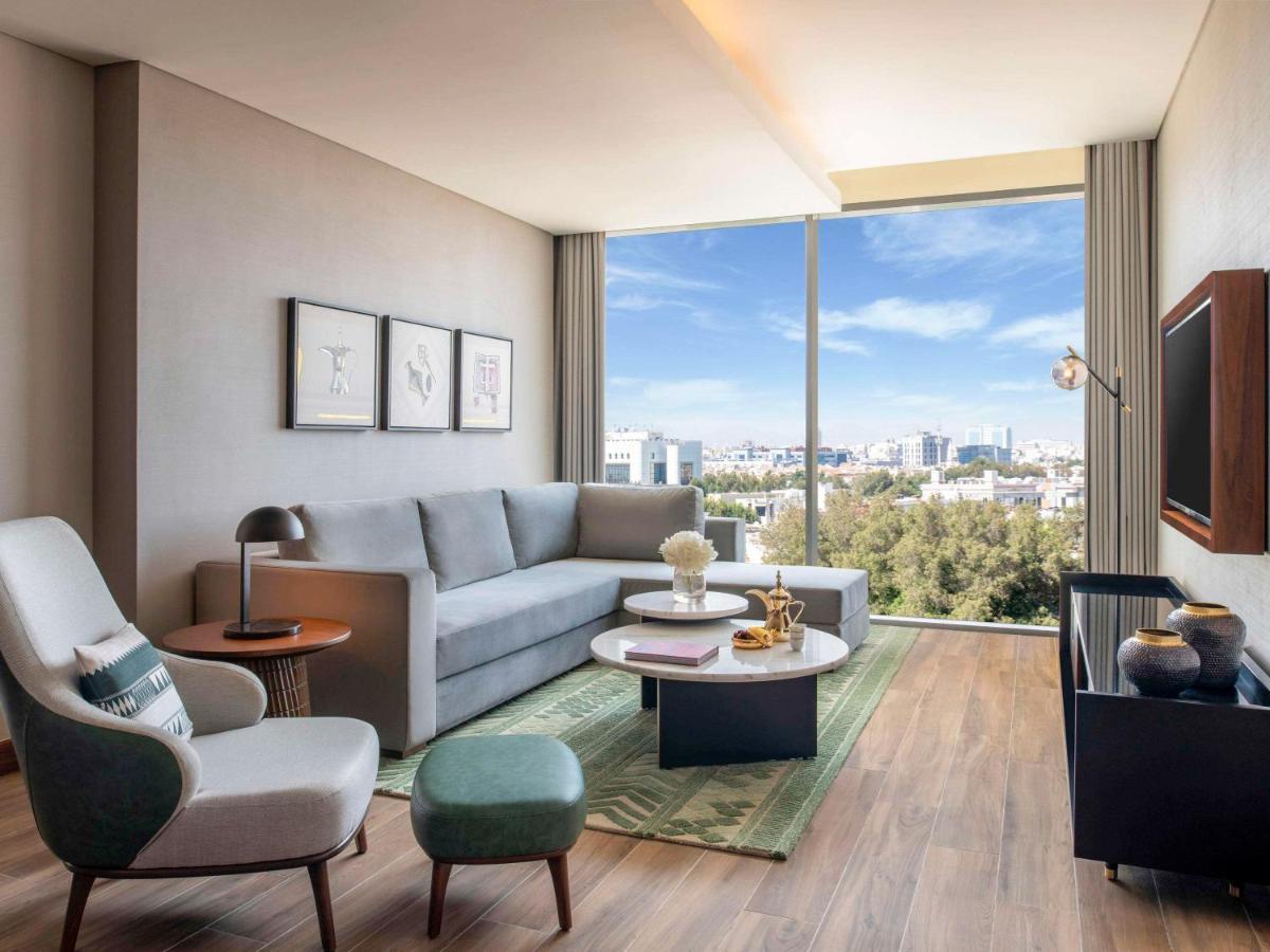 Swissotel Living Джеда Екстериор снимка Living room