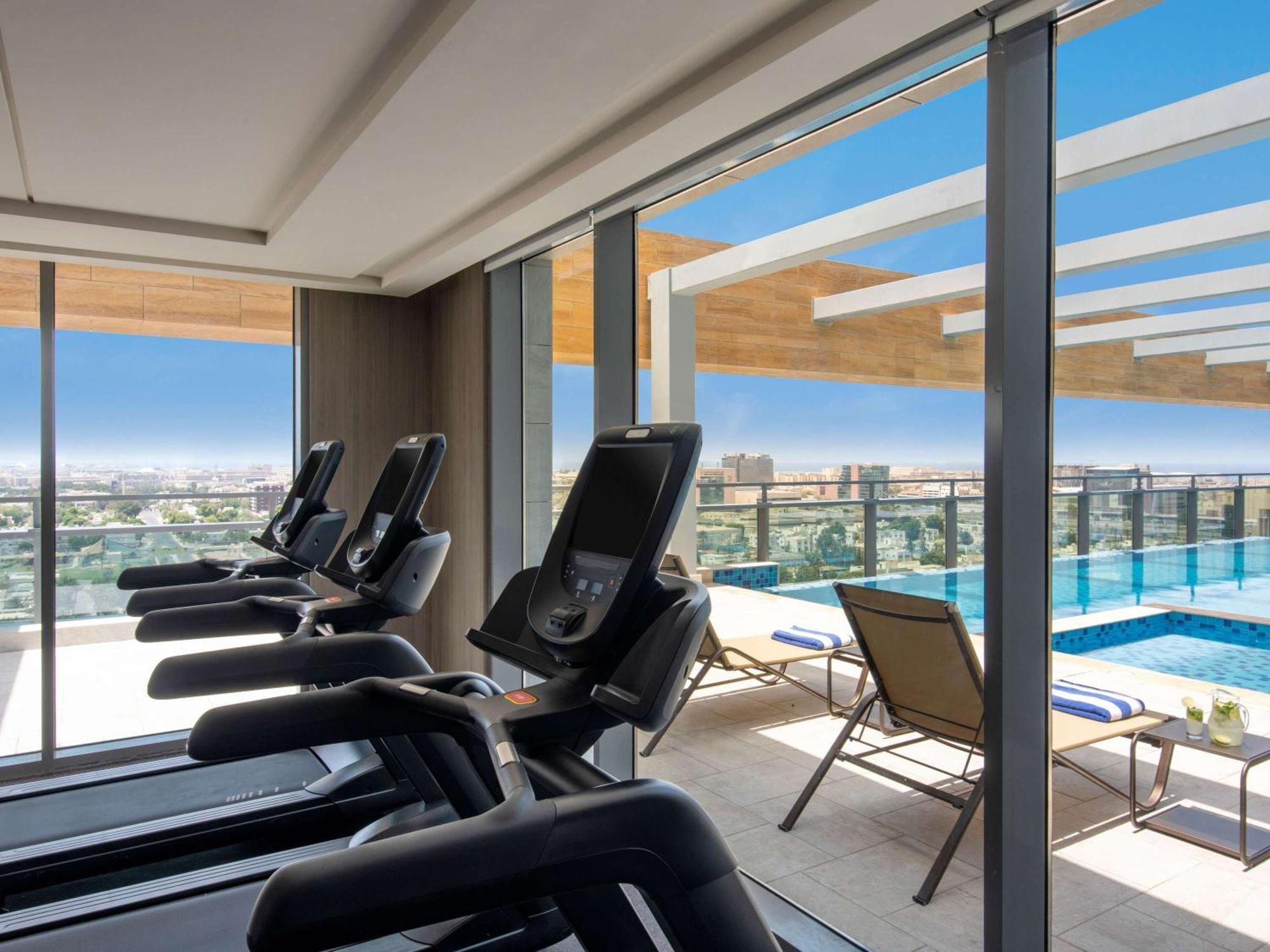 Swissotel Living Джеда Екстериор снимка The gym at the hotel